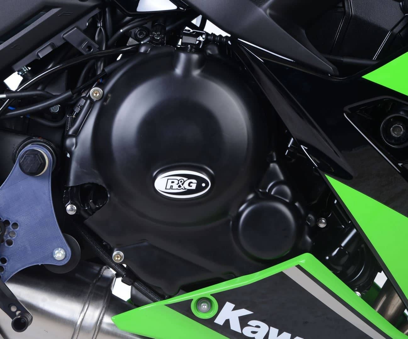 R&G Engine Case Covers Black (RHS) Kawasaki Z650 2017 - 2022-ECC0226BK-1