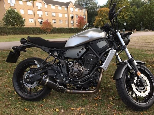 Yamaha xsr store 700 akrapovic