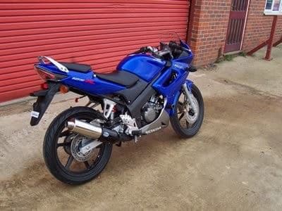 Cbr 125 deals r 2004